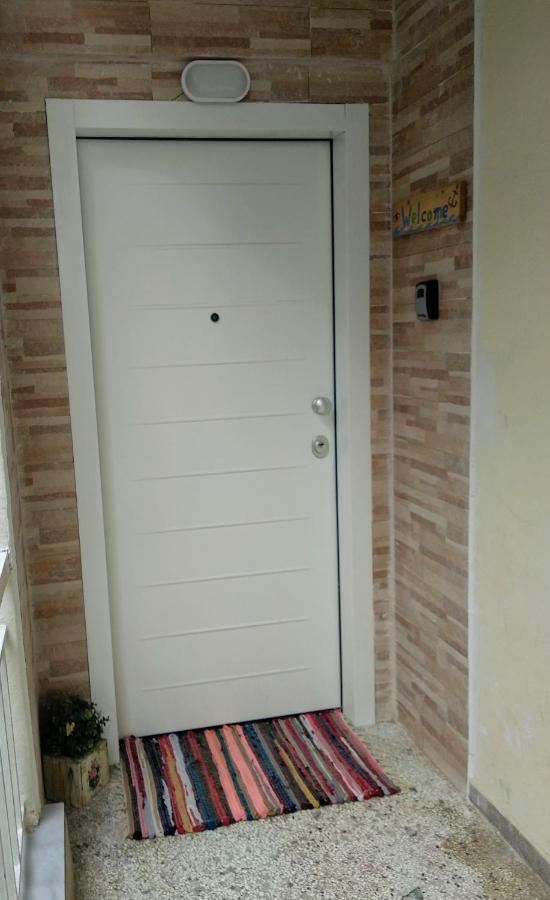 Apartment Next To The Sea Peraia (Thessaloniki) Exterior foto